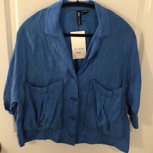 Short sleeve semi crop top